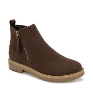 Sassie Lug Boot In Dark Brown